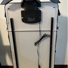 未使用品　東芝　ズボンプレッサー　HIP-T36 　の画像