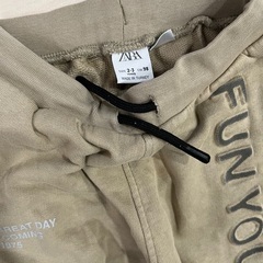 ZARAだけ9着 86、92、98cm。おまけ香水の画像