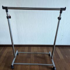 ハンガーポールの画像