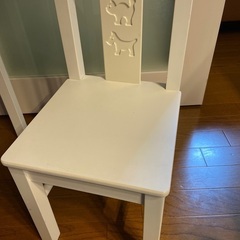 IKEA 子ども用テーブルとチェア　白の画像