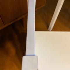IKEA 子ども用テーブルとチェア　白の画像