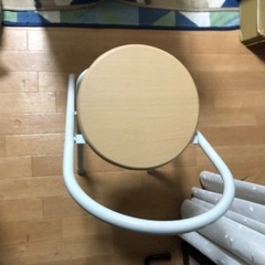 折りたたみテーブル、チェアセットの画像