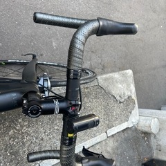 自転車 クロスバイクの画像