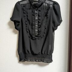 シースルーブラウス