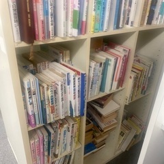 英会話関連書籍500冊程度いろいろ含まれています。の画像