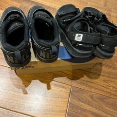 男の子　スニーカー　サンダル　NIKE 　の画像