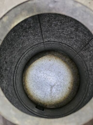 ブリキ米穀貯蔵缶米貯蔵 米保管庫サイズ約直径70cm高さ90cmサビ