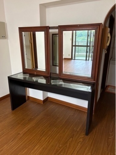化粧台、家具