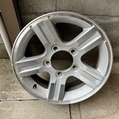 車のパーツ タイヤ、ホイール
