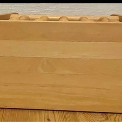 木製品　アンティーク　マガジンラック　収納棚　中古　やわらかく優しい雰囲気の画像