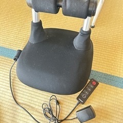 電動腹筋マシーンの画像