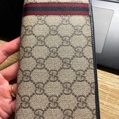 GUCCI 財布の画像