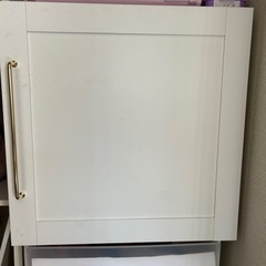 IKEA プラッツァ　3個あります