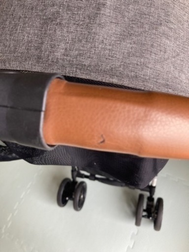 コンビ B型ベビーカー 7ヶ月から36カ月頃まで Acbee plus AN エクリュグレー 荷物がたっぷり入る軽量B型ベビーカー
