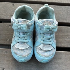 靴/バッグ 靴 スニーカーの画像