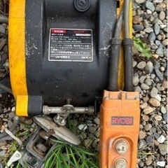 RYOBI　小型 電動ウインチ WI-125 吊揚荷重130kg 　
