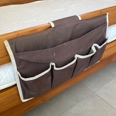 ベッド横小物収納袋の画像