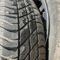【取引中】車のタイヤの画像