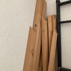 角材　　ベニヤ板