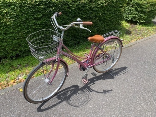 【6段変速】 ピンク色の自転車 オートライト付き