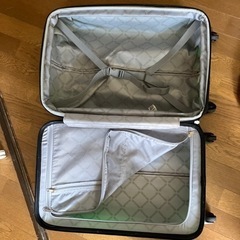 【値下げ 】　OUT DOOR  2〜3泊用の旅行に🧳の画像