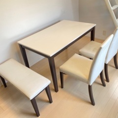 【お取引中】ダイニングテーブルの画像