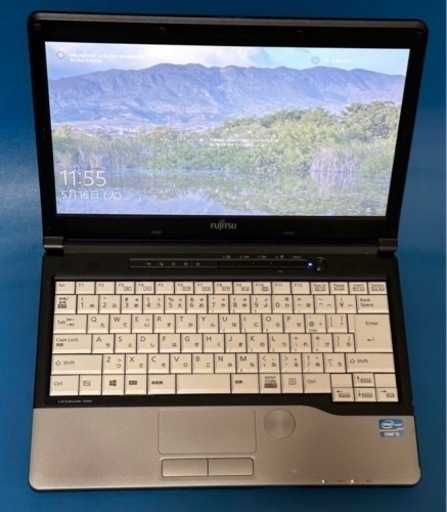 富士通　FUJITSU LIFEBOOK ノートパソコン