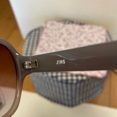 JINS サングラスの画像