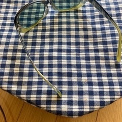 JINS サングラスの画像