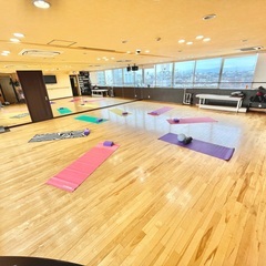 ⭐️新企画⭐️誰でもヨガ(お子さま連れ歓迎)1,700円(税込)／1回　三鷹ヨガ　三鷹駅すぐ　三鷹北口ヨガ　ヨガの画像