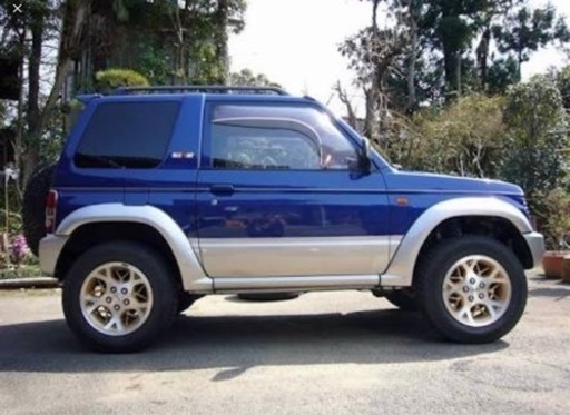 車のパーツ タイヤ、ホイール