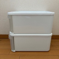 IRIS製キャビネット2個セットの画像
