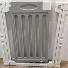 《取引中》ベビーゲート 67〜93cm　追加フレーム付　ホワイト...