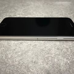値下げ　iPhone SE2 第二世代 128GB バッテリ－新...