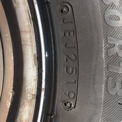 車のパーツ タイヤ、ホイールの画像