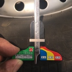 車のパーツ タイヤ、ホイールの画像