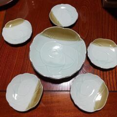 レトロな食器 鉢