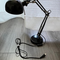 IKEA テーブルランプ（フォルソー）