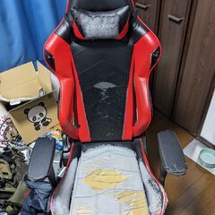 DXRACER ゲーミングチェア 定価7万程度