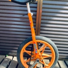 スタンド付き一輪車の画像