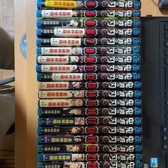 【お話中 】　🗡️鬼滅の刃🗡️コミック全23巻🗡️➕缶バッジおま...