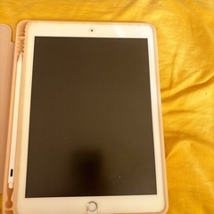 Apple iPad 第6世代 32GB カバータッチペン付き