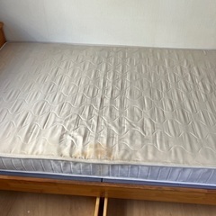 ベットセミダブルの画像