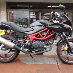 NO.5013　ＶＴＲ２５０Ｆ　水冷４サイクルＶツイン２５０ｃｃ　ＦＩ車　ブラック　☆彡の画像