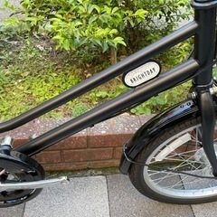 🔶新車🔶20インチ　ミニベロ　アサヒサイクル　ブライトデイ　SHIMANO/外装6段変速　LEDオートライト　マットブラック　　の画像