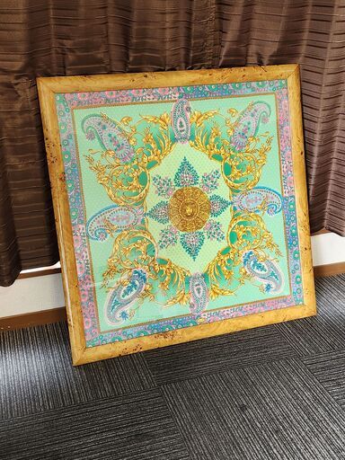 ヴェルサーチ　VERSACE　スカーフ　額