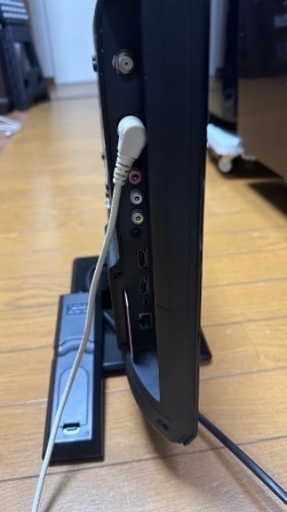 テレビ番号27  creat 2019年製 19インチ