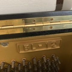 アップライトピアノの画像