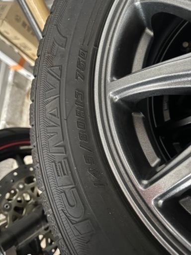 (引き渡し相手決まりました)145/80 r13 グッドイヤー スタッドレス ホイール付