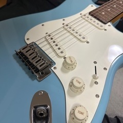 エレキギターとアンプの画像